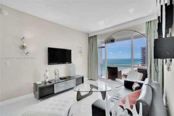 6801 Collins Ave, Miami Beach FL 33141