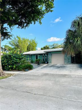 407 SE 4th Ter # 407, Dania Beach FL 33004