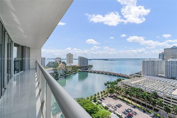 495 Brickell Ave # 2011, Miami FL 33131