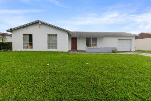 26222 SW 124th Pl, Homestead FL 33032