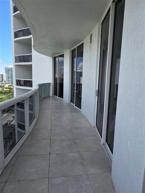 15811 Collins Ave # 1505, Sunny Isles Beach FL 33160