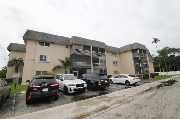 4100 N 58th Ave # 211, Hollywood FL 33021