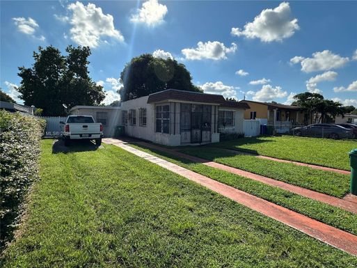 257 NW 65th Ave, Miami FL 33126