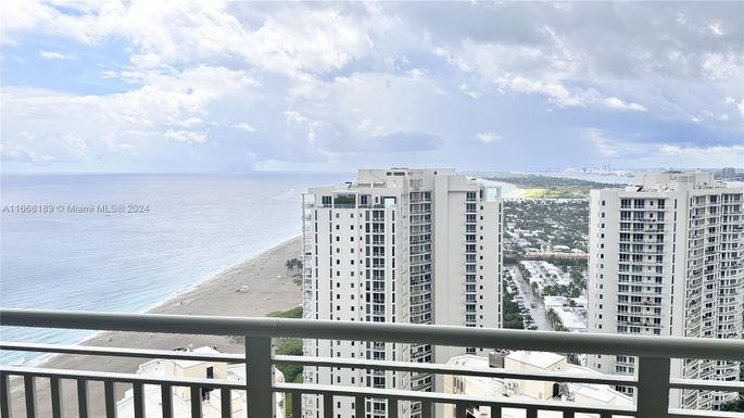 3000 N Ocean Dr # 38G, Singer Island FL 33404