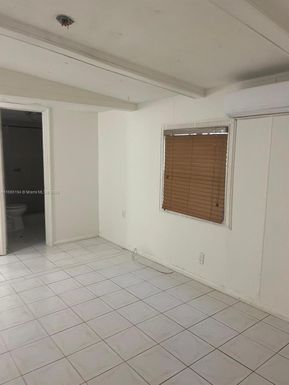 11278 NW 6 TER # 1, Miami FL 33172