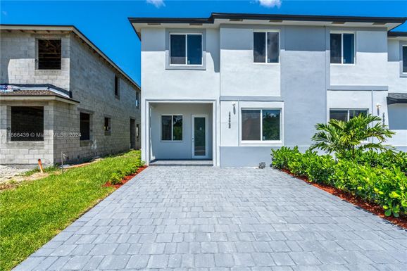 22465 SW 125 AVE # A, Miami FL 33170