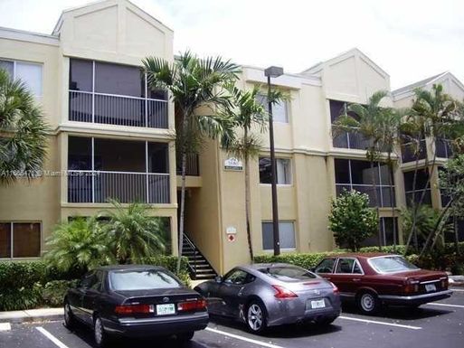 5760 Rock Island Rd # 324, Tamarac FL 33319