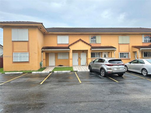 3375 W 76th St # 215, Hialeah FL 33018