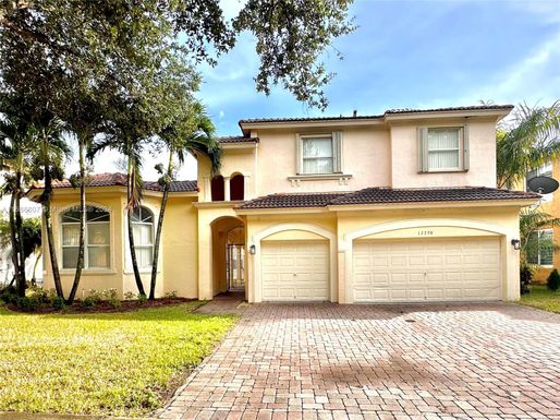 12708 SW 21st St, Miramar FL 33027