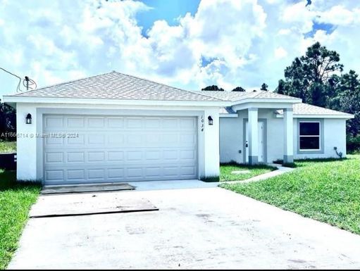 1034 PILGRIM ST, Lehigh Acres FL 33974