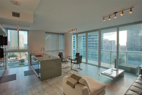 1080 Brickell Ave # 1501, Miami FL 33131