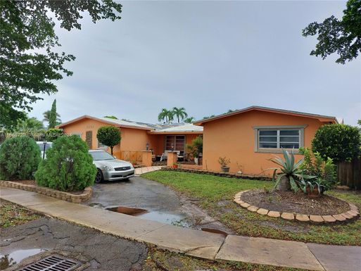 11101 NW 19th St, Pembroke Pines FL 33026