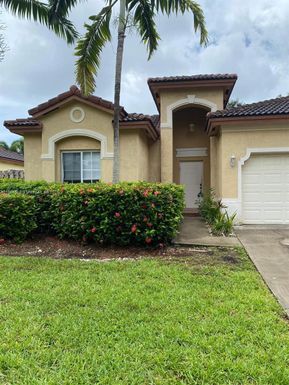 8982 SW 212th Ter, Cutler Bay FL 33189