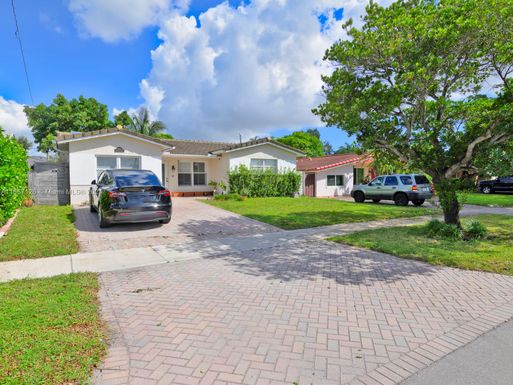 4415 Tyler St, Hollywood FL 33021