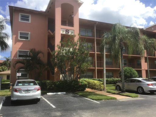 701 SW 142nd Ave # 104S, Pembroke Pines FL 33027