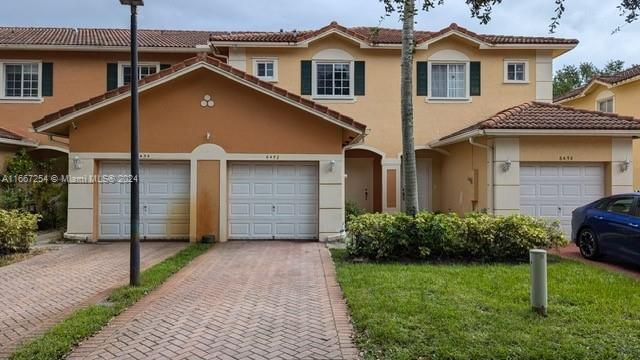 6452 Catalina Ln, Tamarac FL 33321