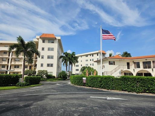 20 Yacht Club Dr # 102, North Palm Beach FL 33408