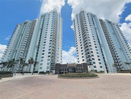 2641 N Flamingo # 2402N, Sunrise FL 33323