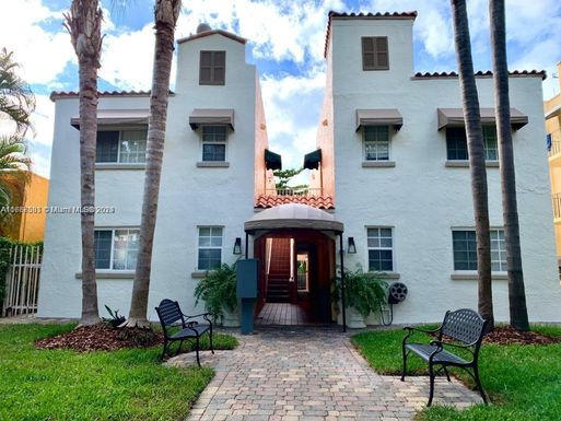 1218 Salzedo St # 10, Coral Gables FL 33134