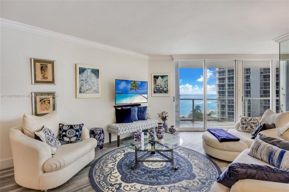 16445 Collins Ave # 922, Sunny Isles Beach FL 33160