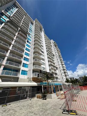 18071 Biscayne Blvd # 803, Aventura FL 33160