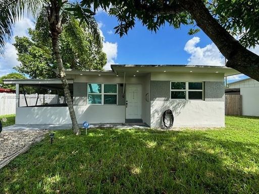 5607 Arthur St, Hollywood FL 33021