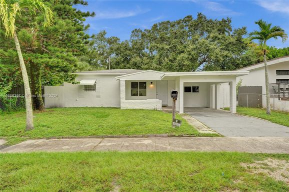 417 NW 15th Way, Fort Lauderdale FL 33311