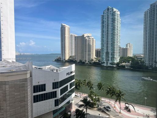 300 S Biscayne Blvd # 1030, Miami FL 33131