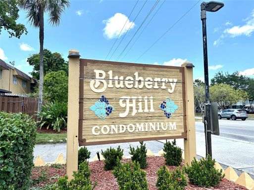 5849 Blueberry Ct # 86, Lauderhill FL 33313