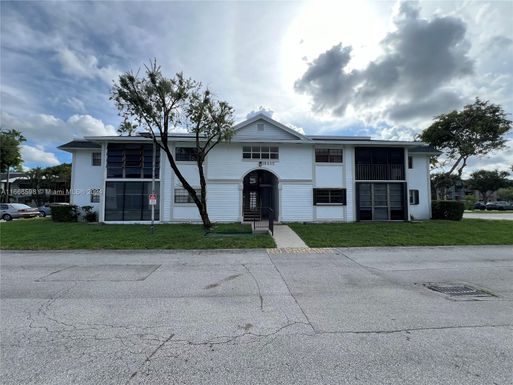 18935 NW 62nd Ave # 202, Hialeah FL 33015