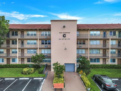 301 SW 135th Ave # 412C, Pembroke Pines FL 33027