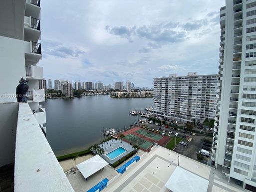 2780 NE 183rd St # 1606, Aventura FL 33160