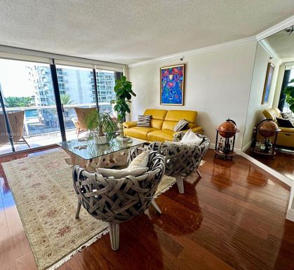 5757 Collins Ave # 602, Miami Beach FL 33140