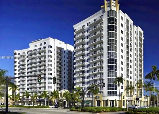 1830 Radius Dr # 410, Hollywood FL 33020