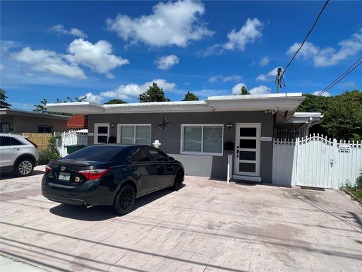 2725 SW 21st Ter, Miami FL 33145