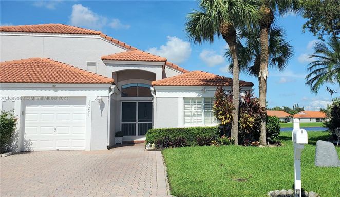 15293 Summer Lake Dr, Delray Beach FL 33446