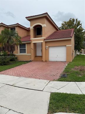 2219 NW 161st Ave, Pembroke Pines FL 33028