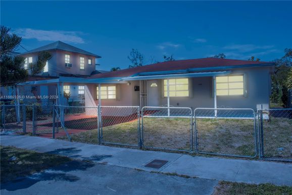 2331 NW Flagler Ter, Miami FL 33125