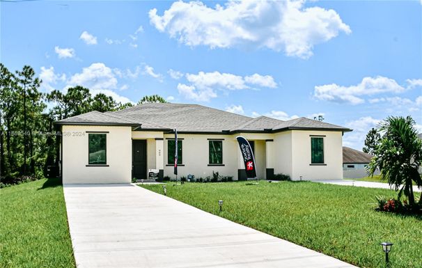 530/532 Bell Blvd, Other City - In The State Of Florida FL 33974