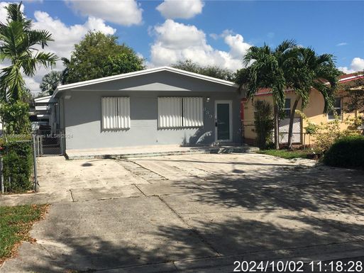 839 W 34th St, Hialeah FL 33012