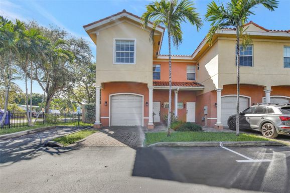 2307 Washington St # 1, Hollywood FL 33020