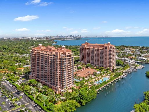 10 Edgewater Dr # 16K, Coral Gables FL 33133