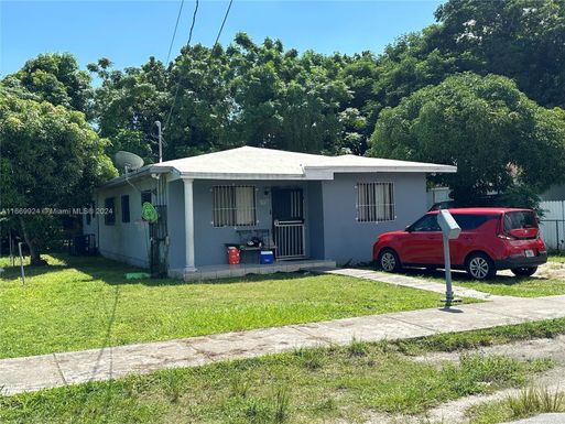 10370 SW 174th Ter, Miami FL 33157