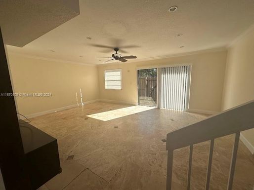 1820 Bayberry Dr # 1, Pembroke Pines FL 33024