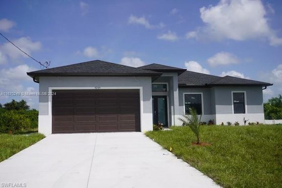 4204 5TH ST SW, Lehigh Acres FL 33976