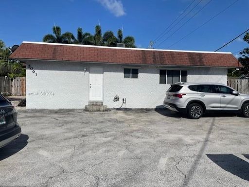 5061 SW 40th Ave # 1E, Dania Beach FL 33314