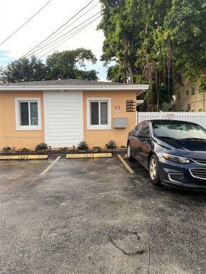 1044 NW 2 St # 1044, Miami FL 33128