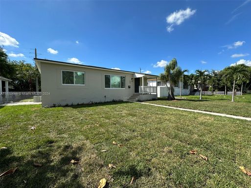 180 NE 169th Ter, North Miami Beach FL 33162