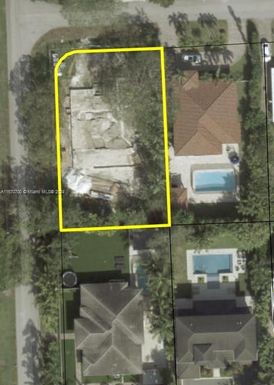 6490 SW 82nd St, Miami FL 33143