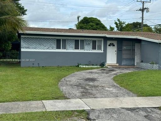 1189 NW 43rd Ter, Lauderhill FL 33313